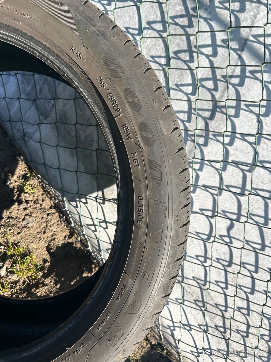 Goodyear 255.45 r20 105w - 2