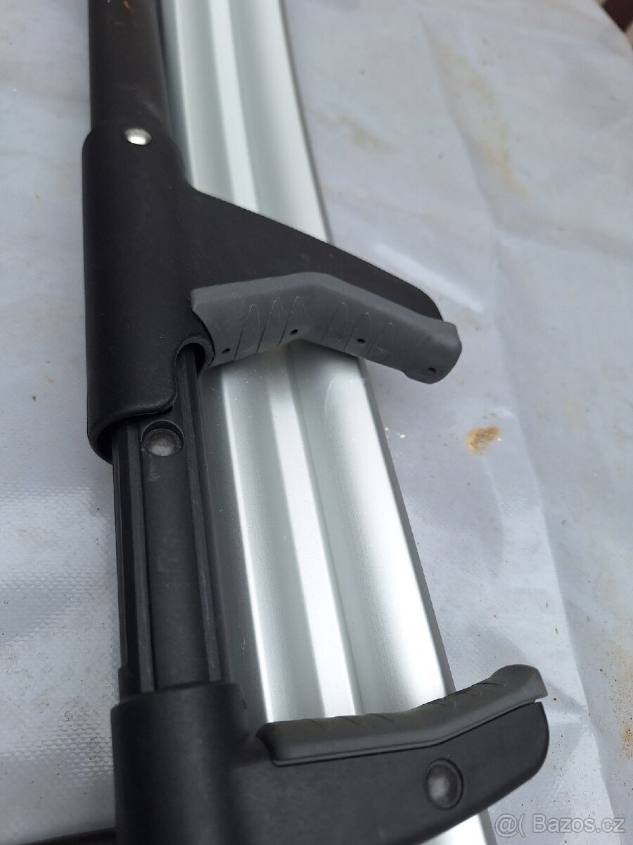 Prodám střešní nosiče kol Thule - 2