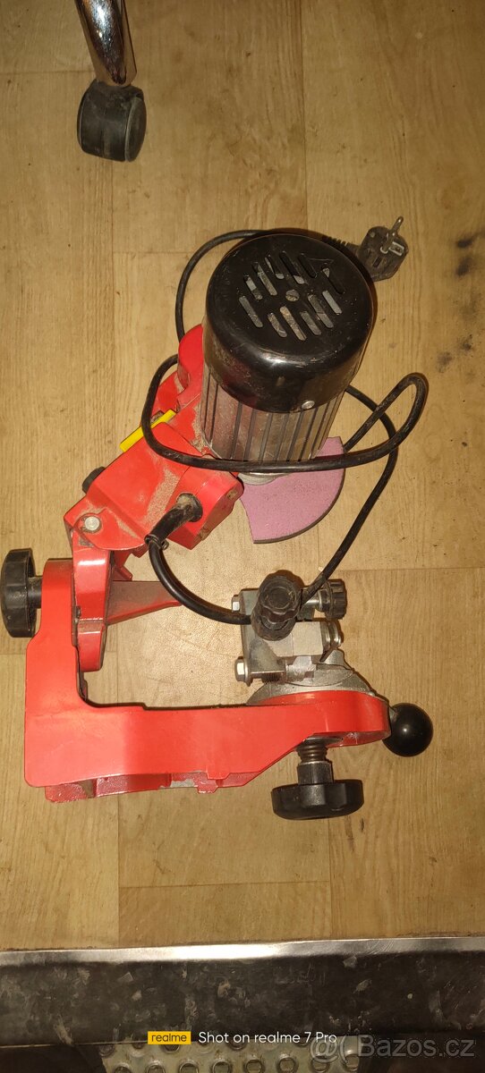 Bruska na řetězy - 2