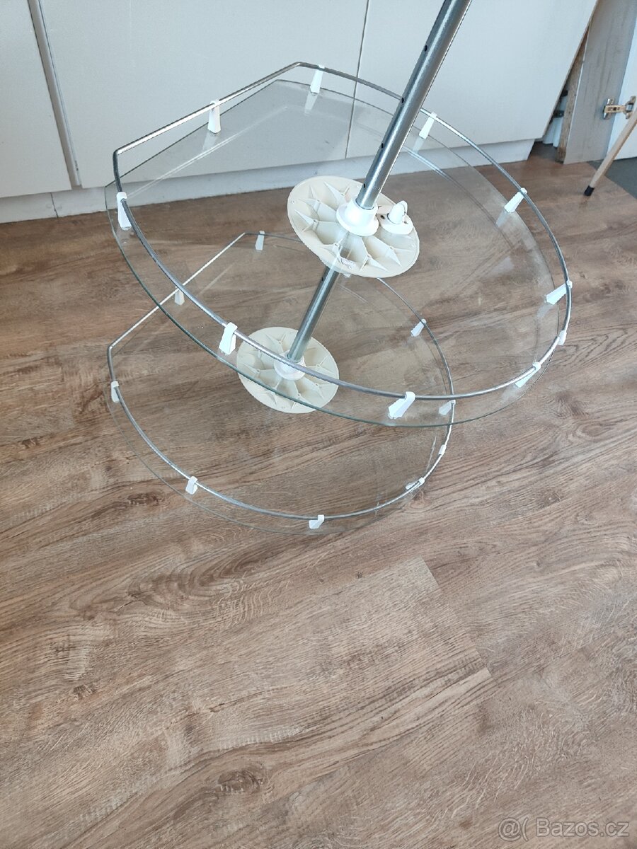 Kolotoč Ikea do rohové skříňky - 2