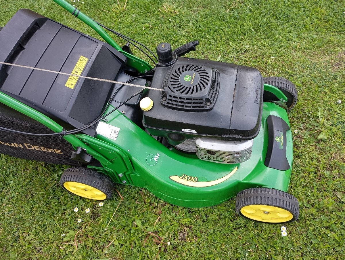 Sekačka John Deere JX90 - 2