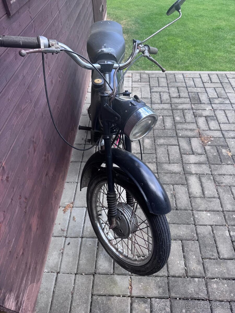 Jawa23 Mustang - 2