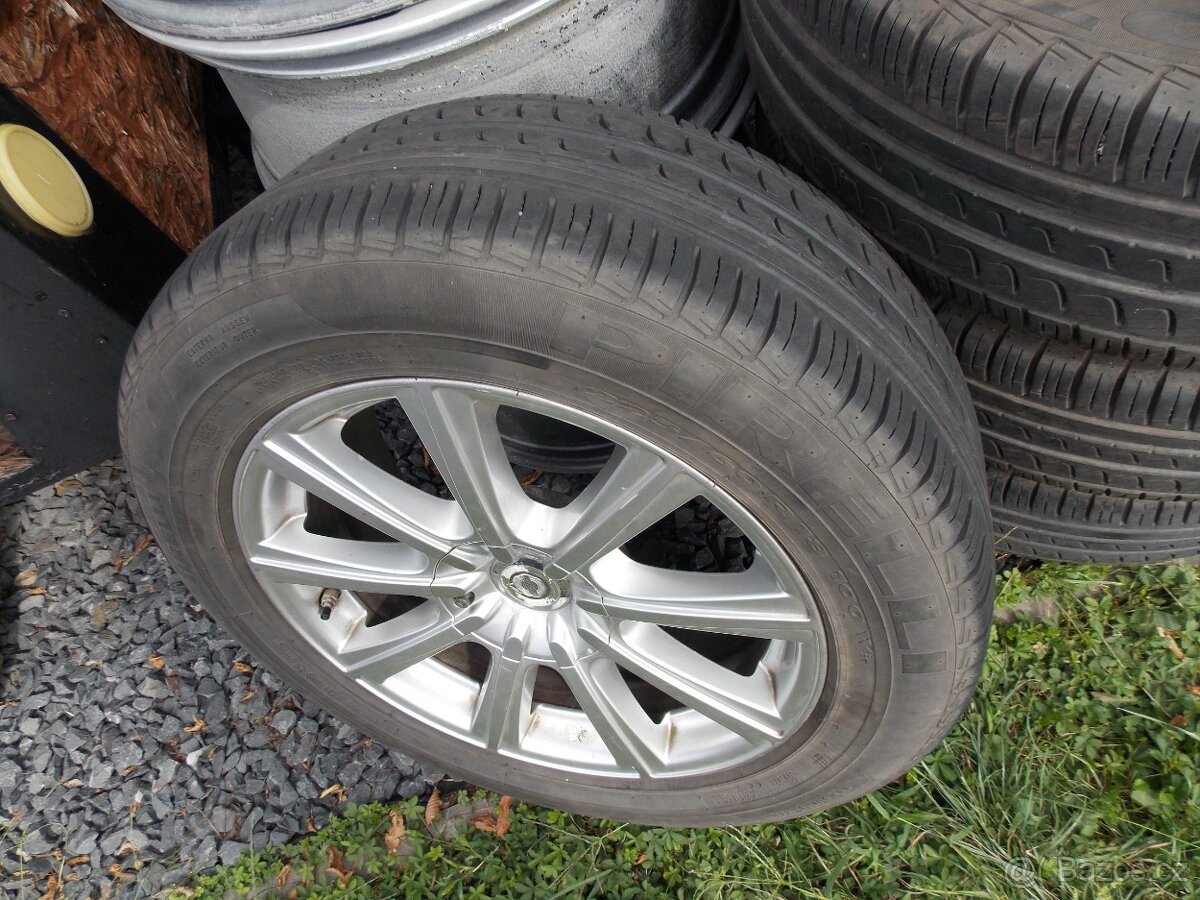 Originální 18" disk Chrysler 300C s pneu - 2