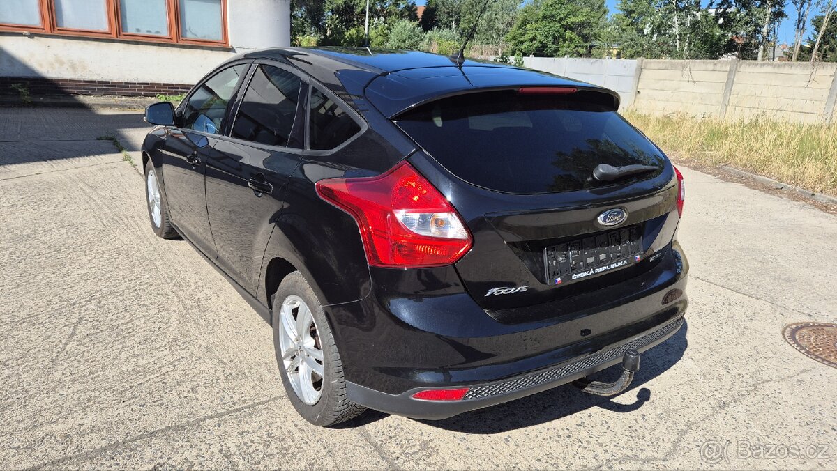 Ford Focus benzín 106000km - 2