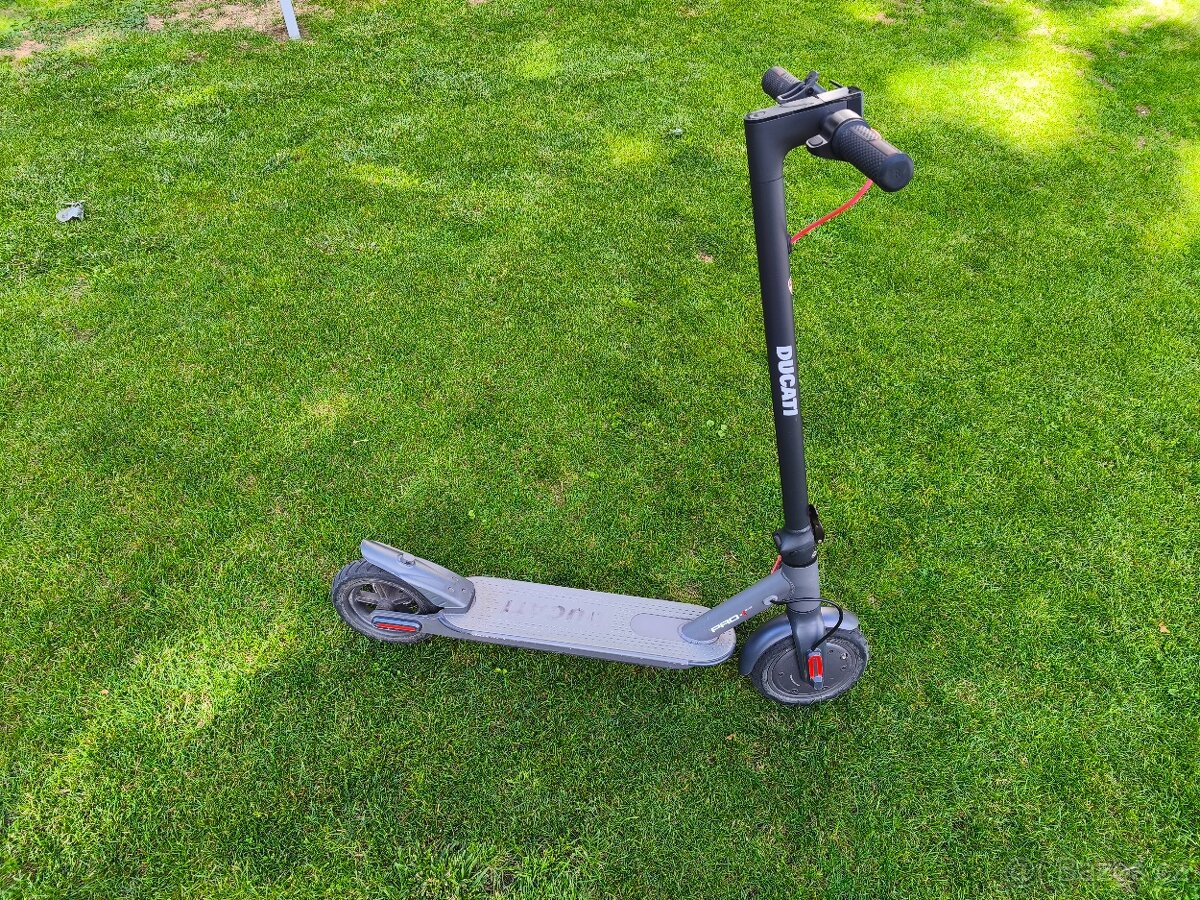 Elektrická koloběžka Ducati PRO-I EVO - 2