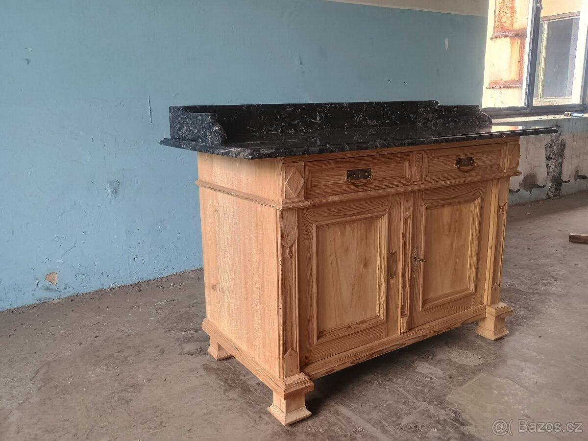smrkový spodek po renovaci - 2