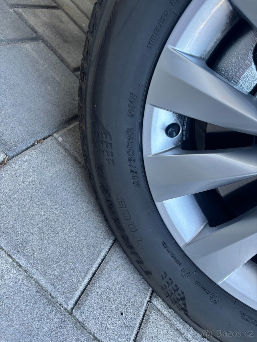 Pneu Bridgestone 215/60 R16 letní - 2