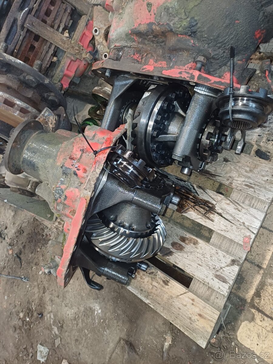 Man F2000 8x4 - komponenty podvozku - 2