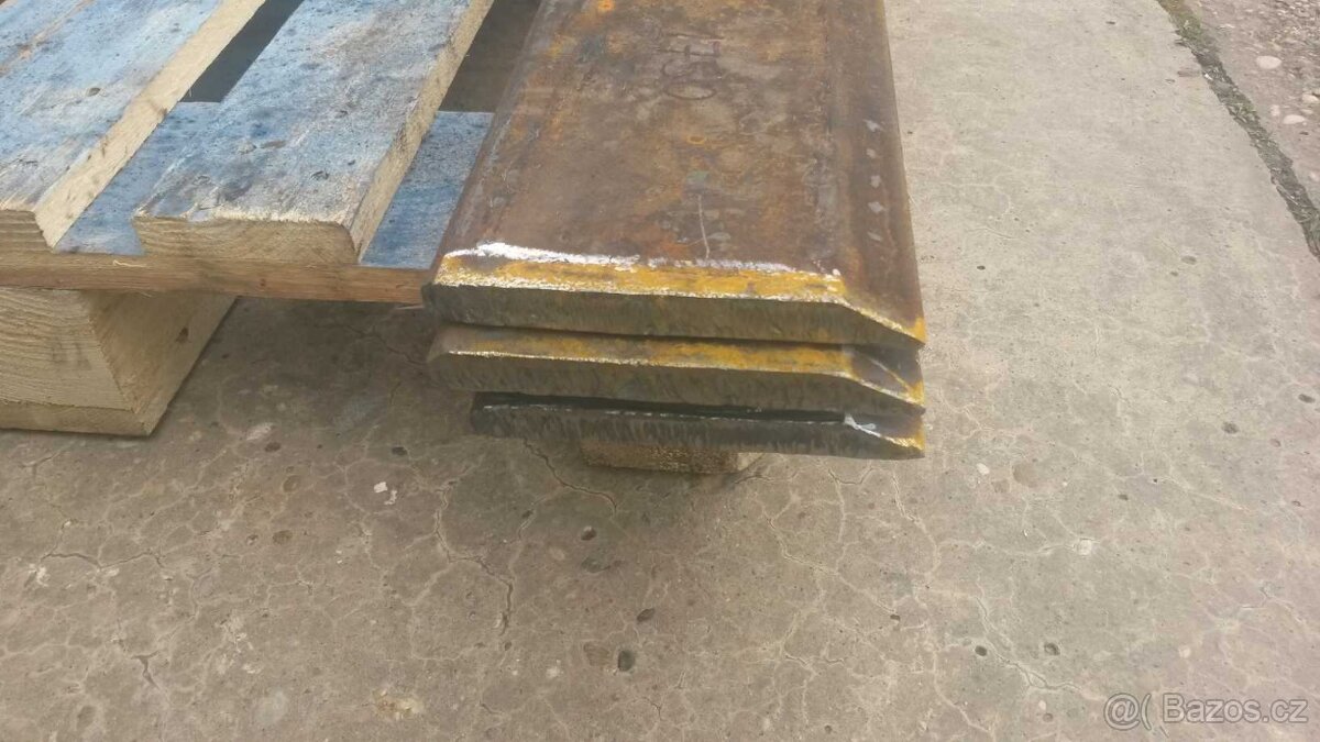 HARDOX Břit lopaty nakladače UNC, Locust, Novotný apod. - 2