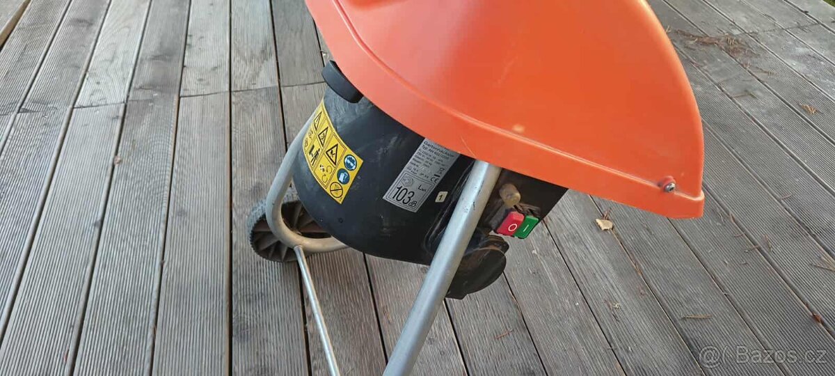 Štěpkovač - drtič větví - BioTec 2200 - 2