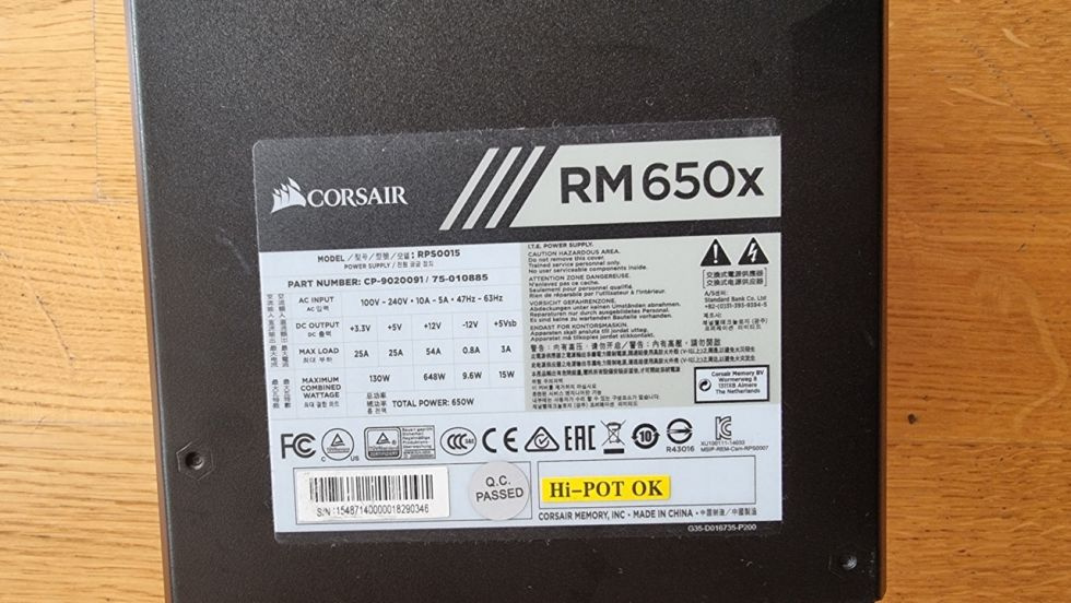 Zdroj Corsair RM650x Gold 650W - 2