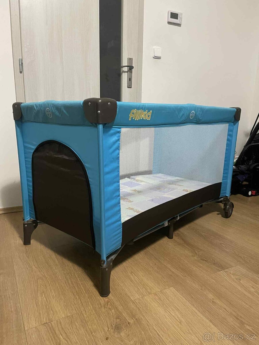 Cestovní postýlka s matrací - 2