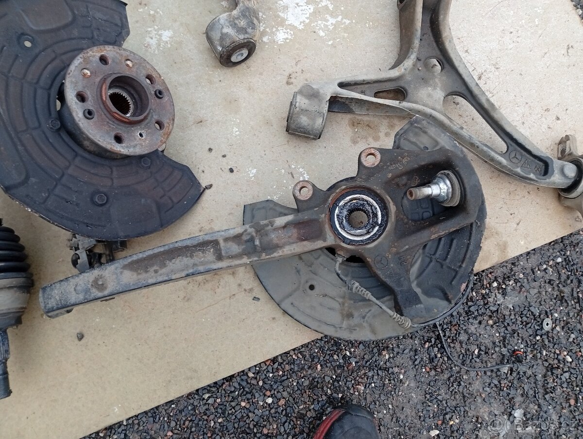 MERCEDES BENZ GL X164, W164 PŘEDNÍ NÁPRAVA POLOOSY, TĚHLICE - 2