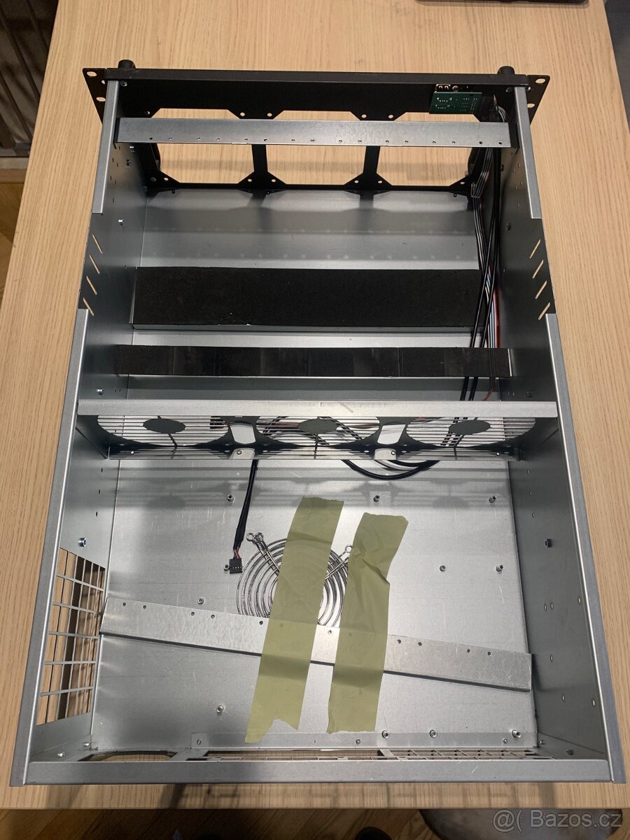 Inter-Tech 4U 6-8 GPU 19 Inch Mining Rig Server Case - 2