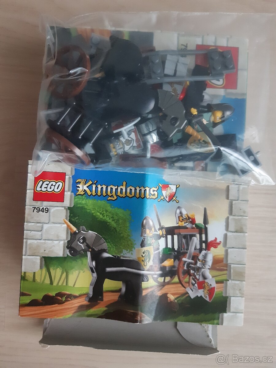Predám LEGO Kingdoms 7949 Záchrana väzenského vozňa - 2