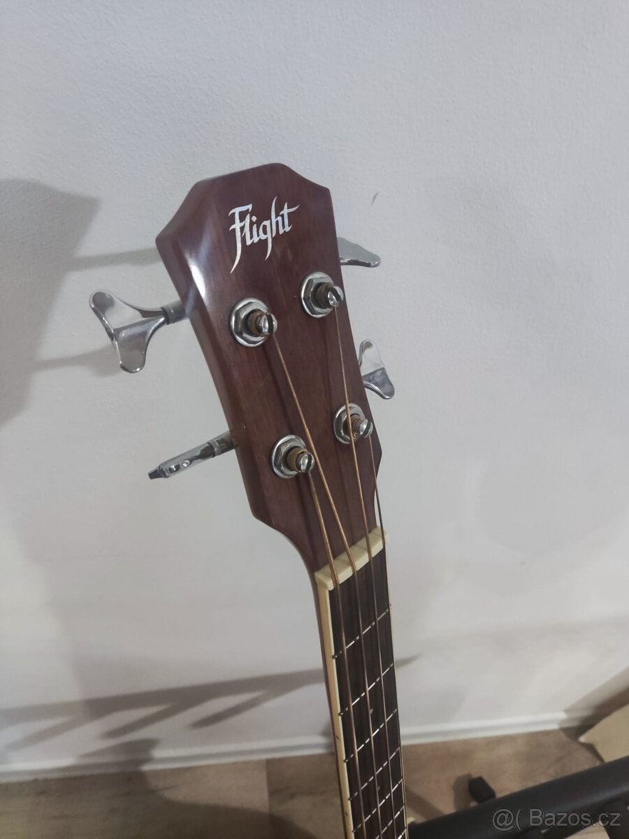Akustická baskytara Flight - 2