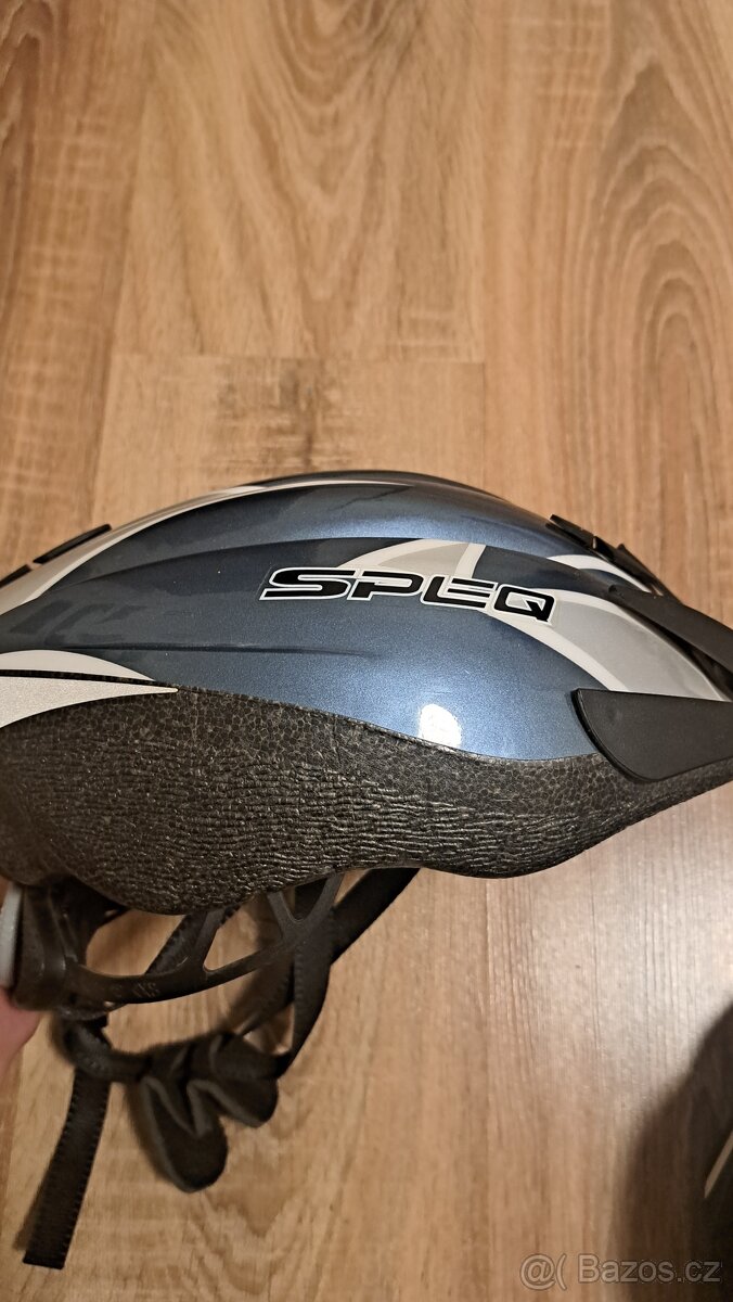 Cyklistická helma - 2