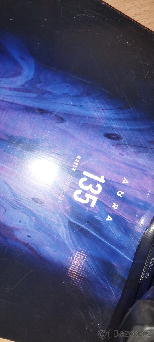 Krásný snowboard ve.135cm - 2