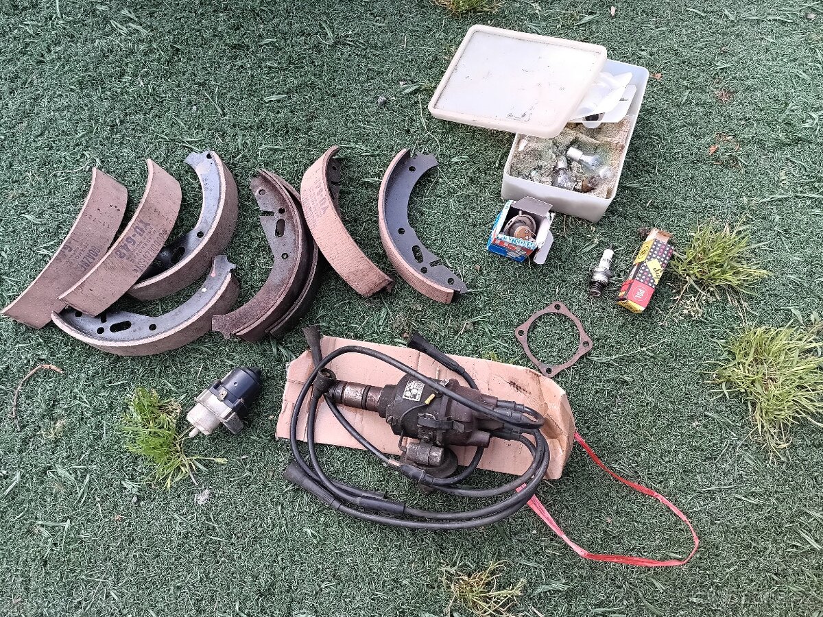 Soubor dílů na veterány - 2