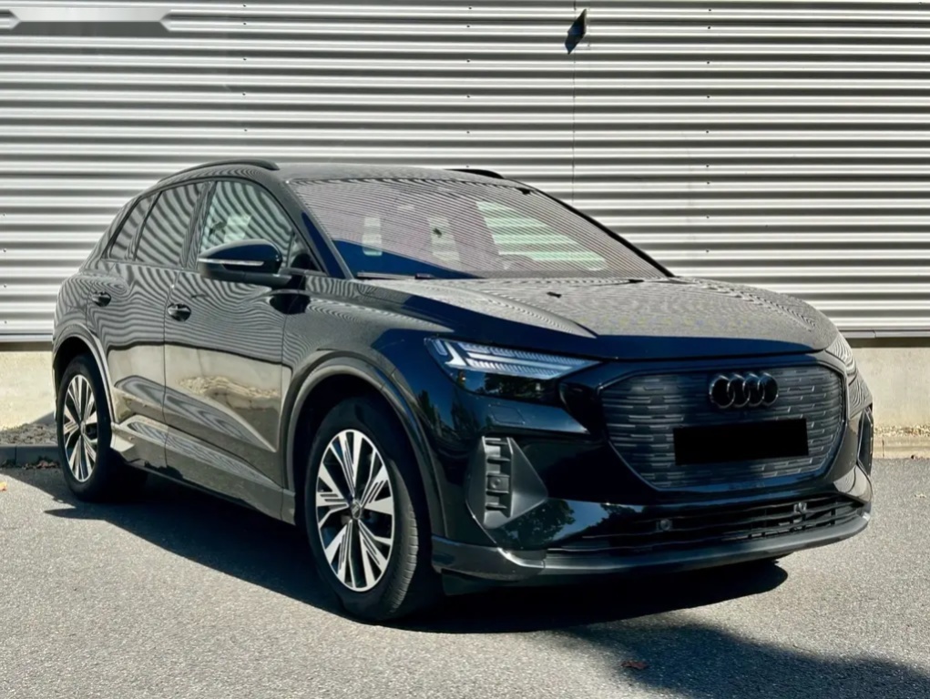 Audi Q4 e-tron, 45 E-TRON 1.MAJ/QUATTRO/ČR/DPH - 2