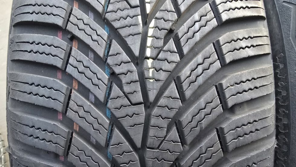 Zimní pneumatiky 195/65/15 Continental - 2