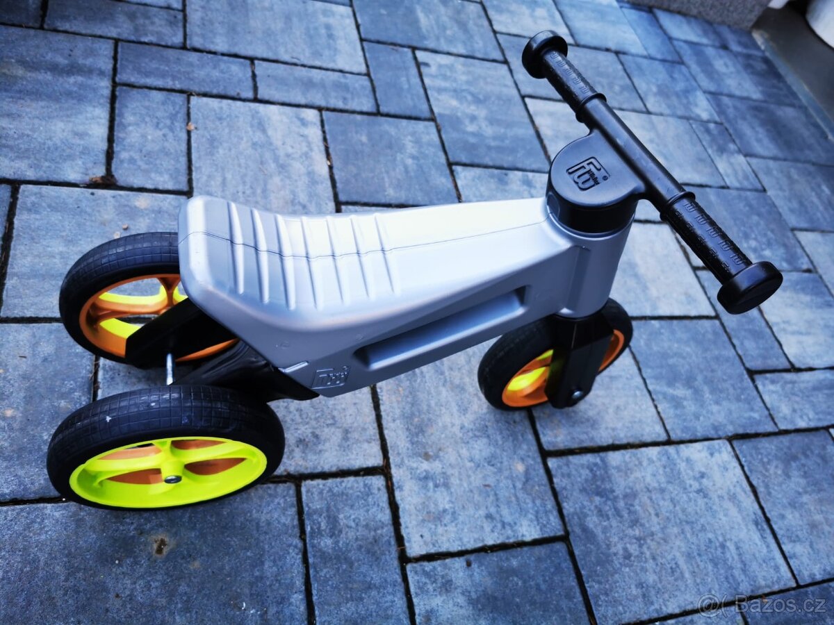 Prodám dvě dětská odrážedla FunnyWheel - 2