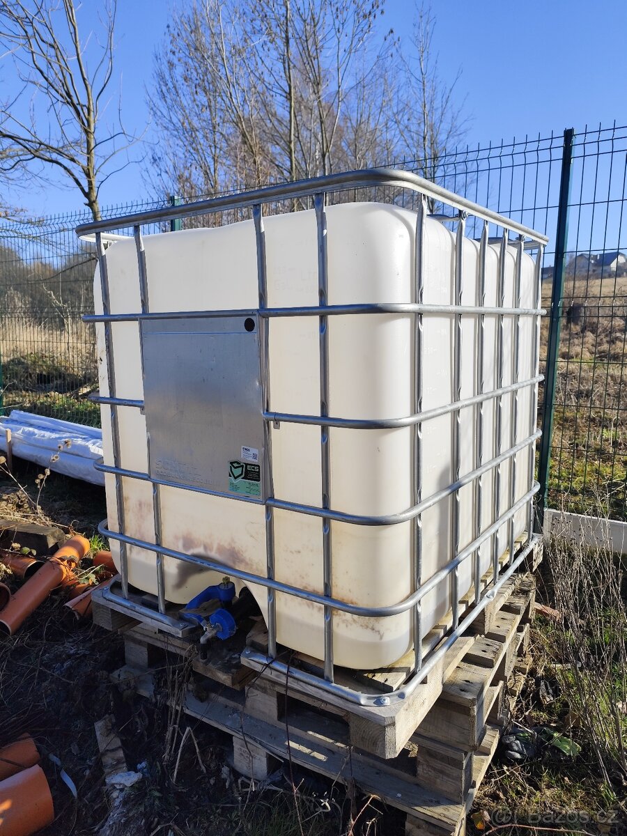 IBC kontejner 1000 l - 2