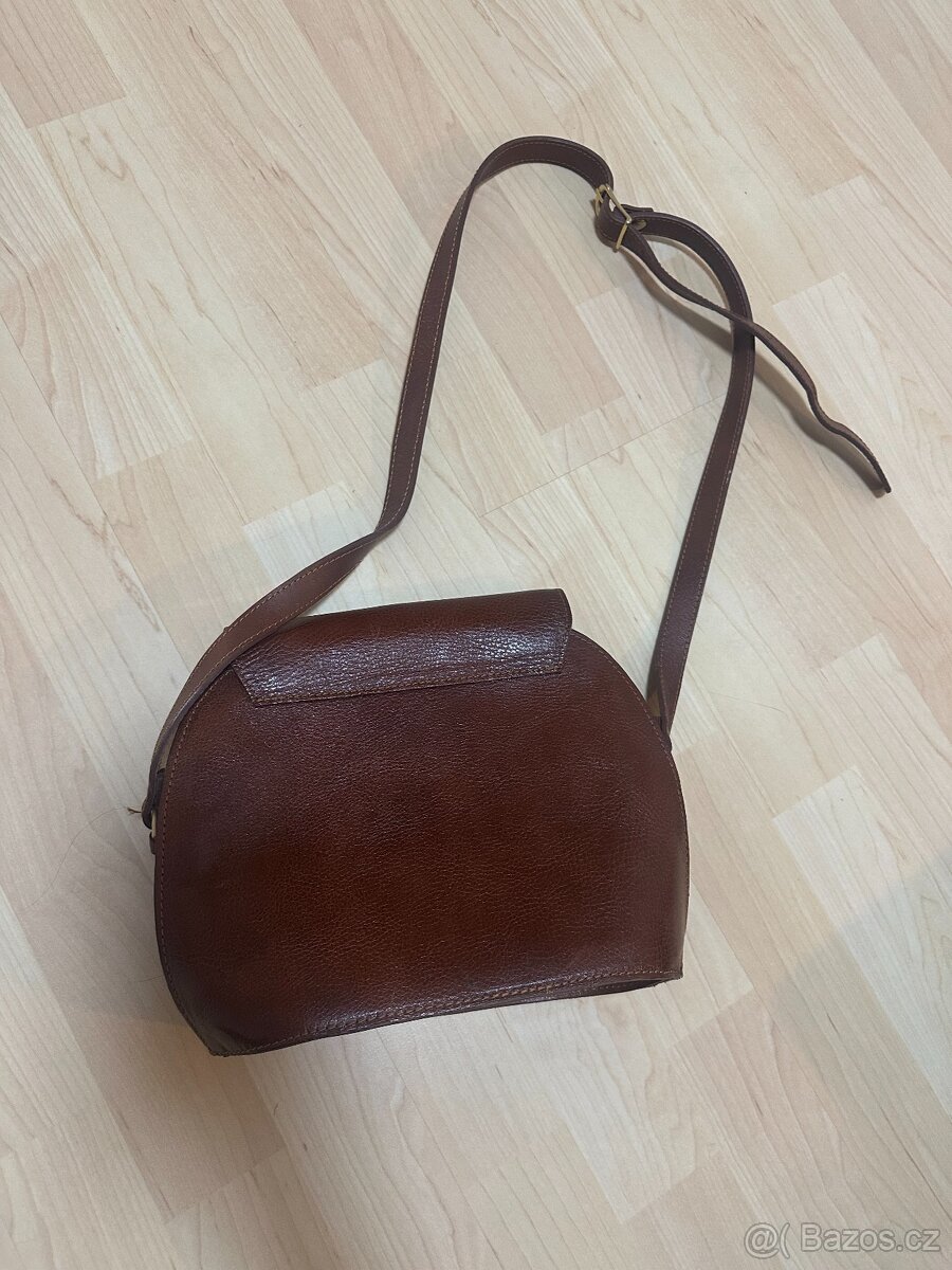 Dámská kožená kabelka - 2