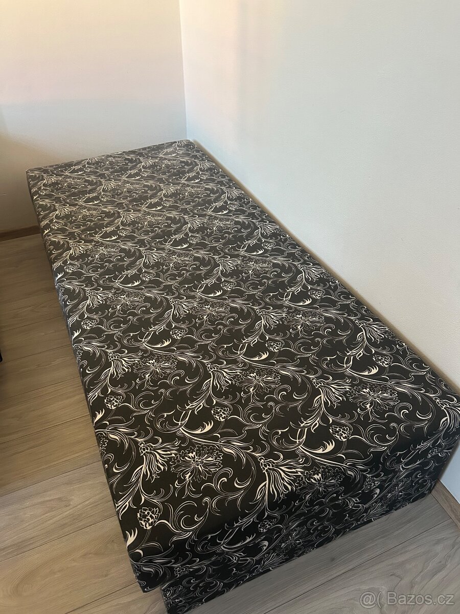 Prodávám postel s úložným prostorem - 2