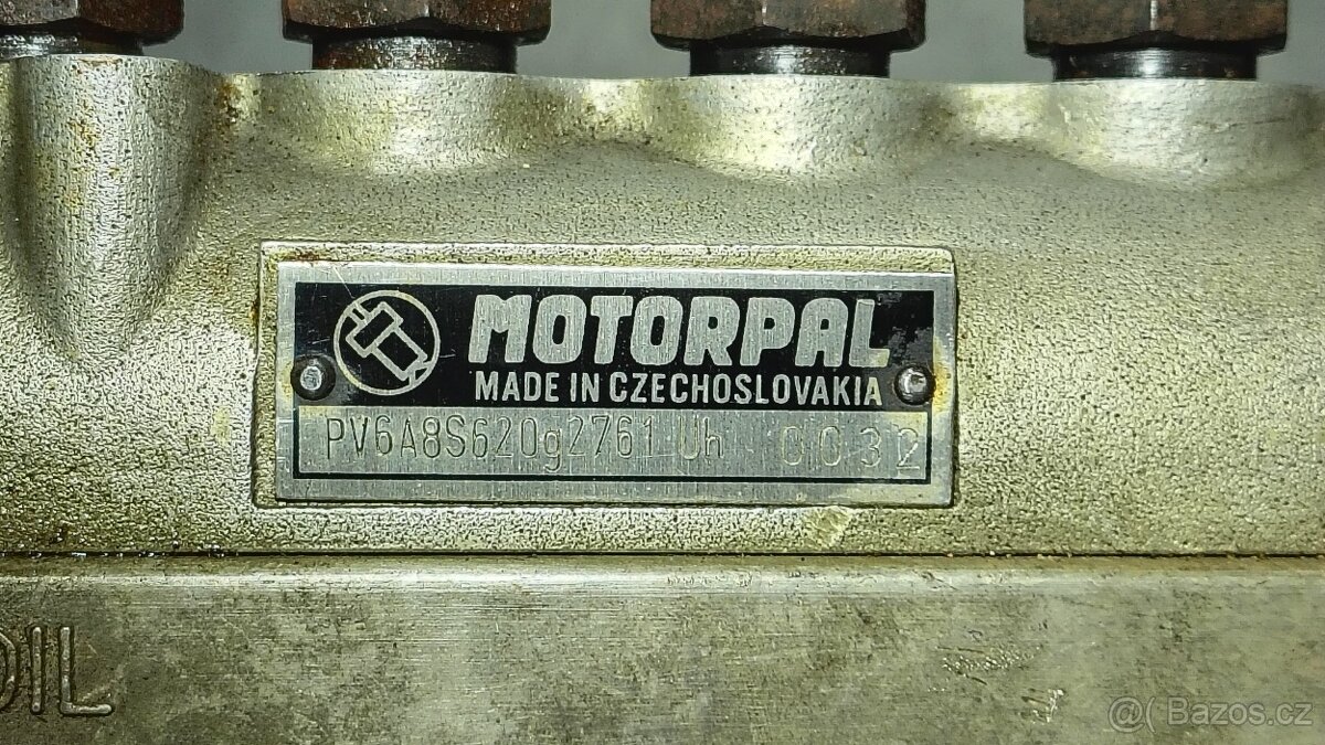 Praga V3S vštřikovací čerpadlo pv6a8 - 2