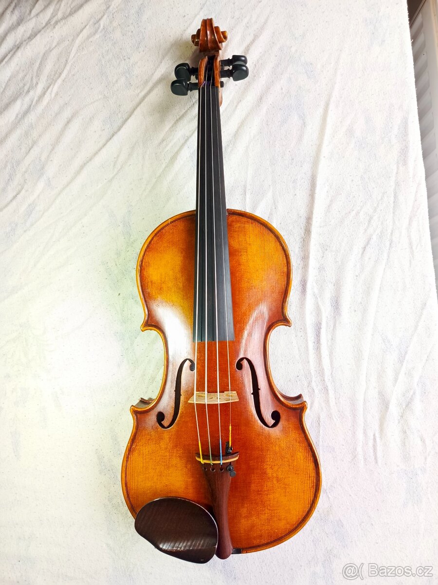 Housle 4/4 - 2