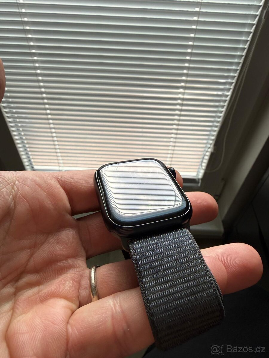 Apple Watch Series 9 45mm - 2