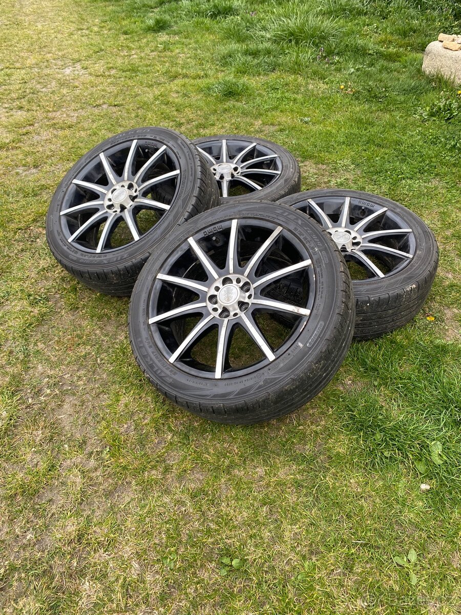 kola MOMO CORSE R17 - 2