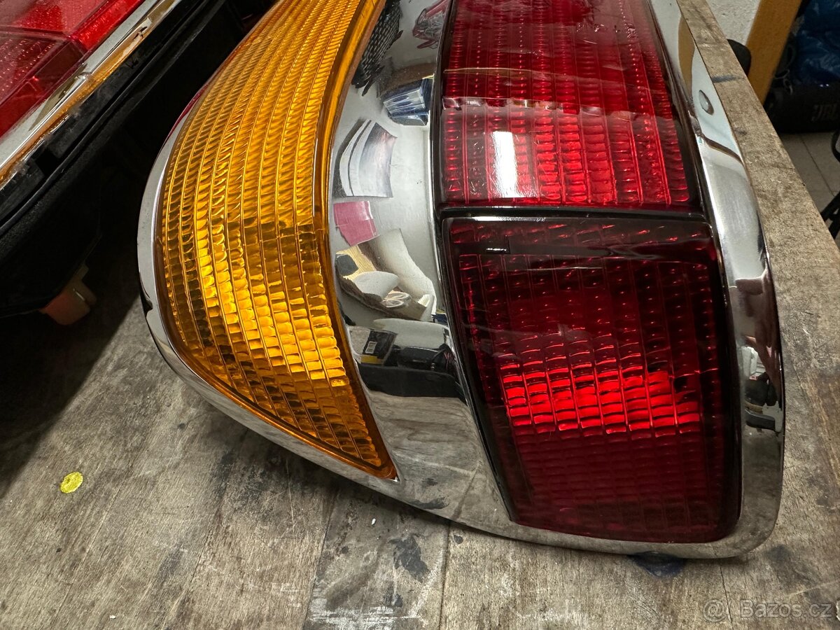 BMW e28 zadní světla - 2