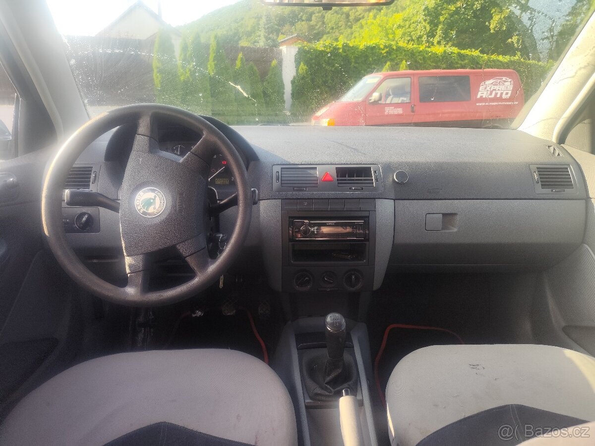 Škoda fabie 1,2 benzín - 2