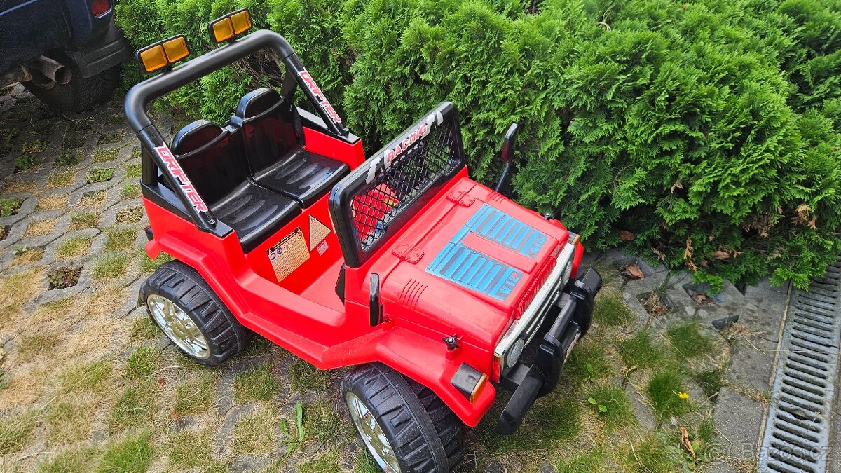Elektrické auto Hecht - 2
