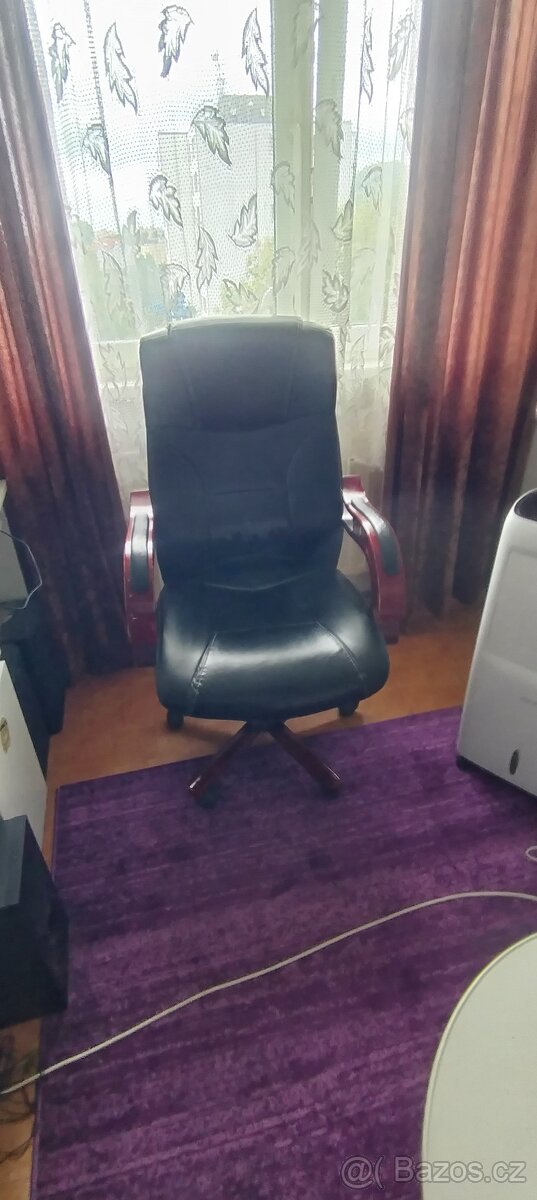 Křeslo kožené - 2