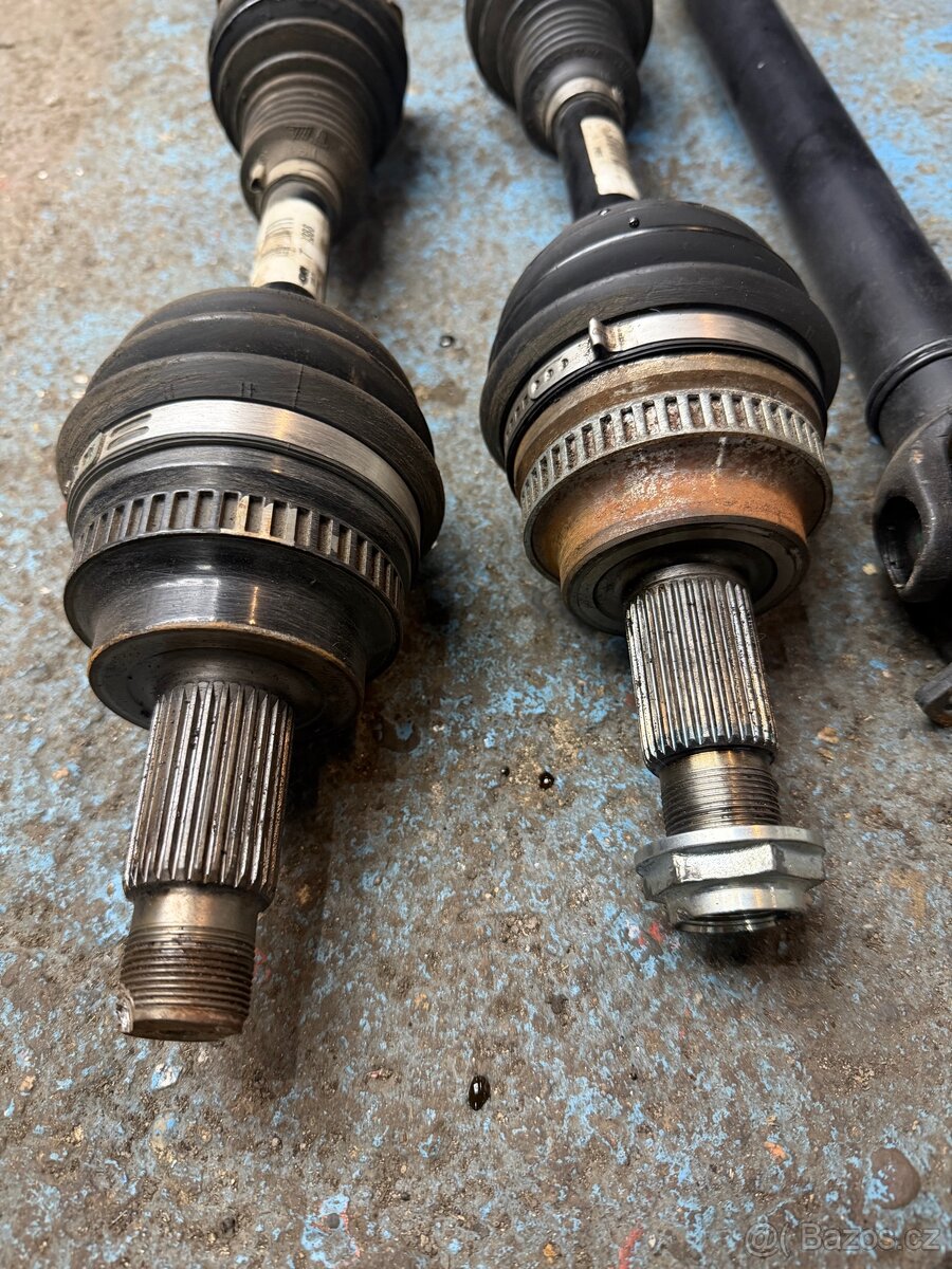 Bmw e90 e91 330xd dily - 2