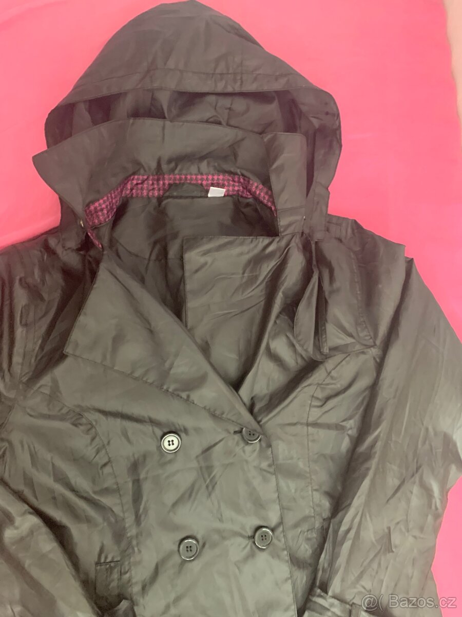 Krásný černý trenčkot do deště - 2