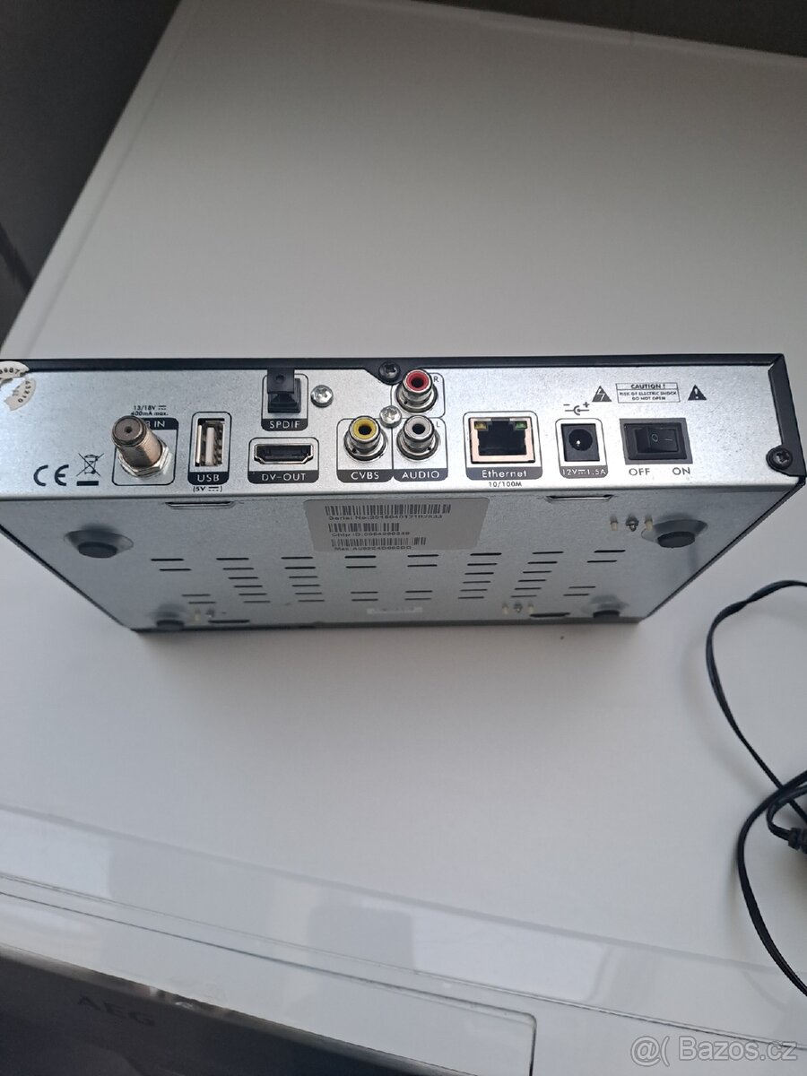 Satelitní přijímač Synaps ZR3000 - 2