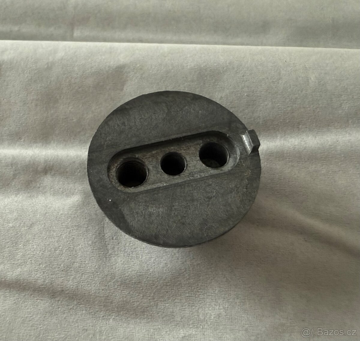 Víčko šoupátkové komory karburátoru Jawa Pérák - 2