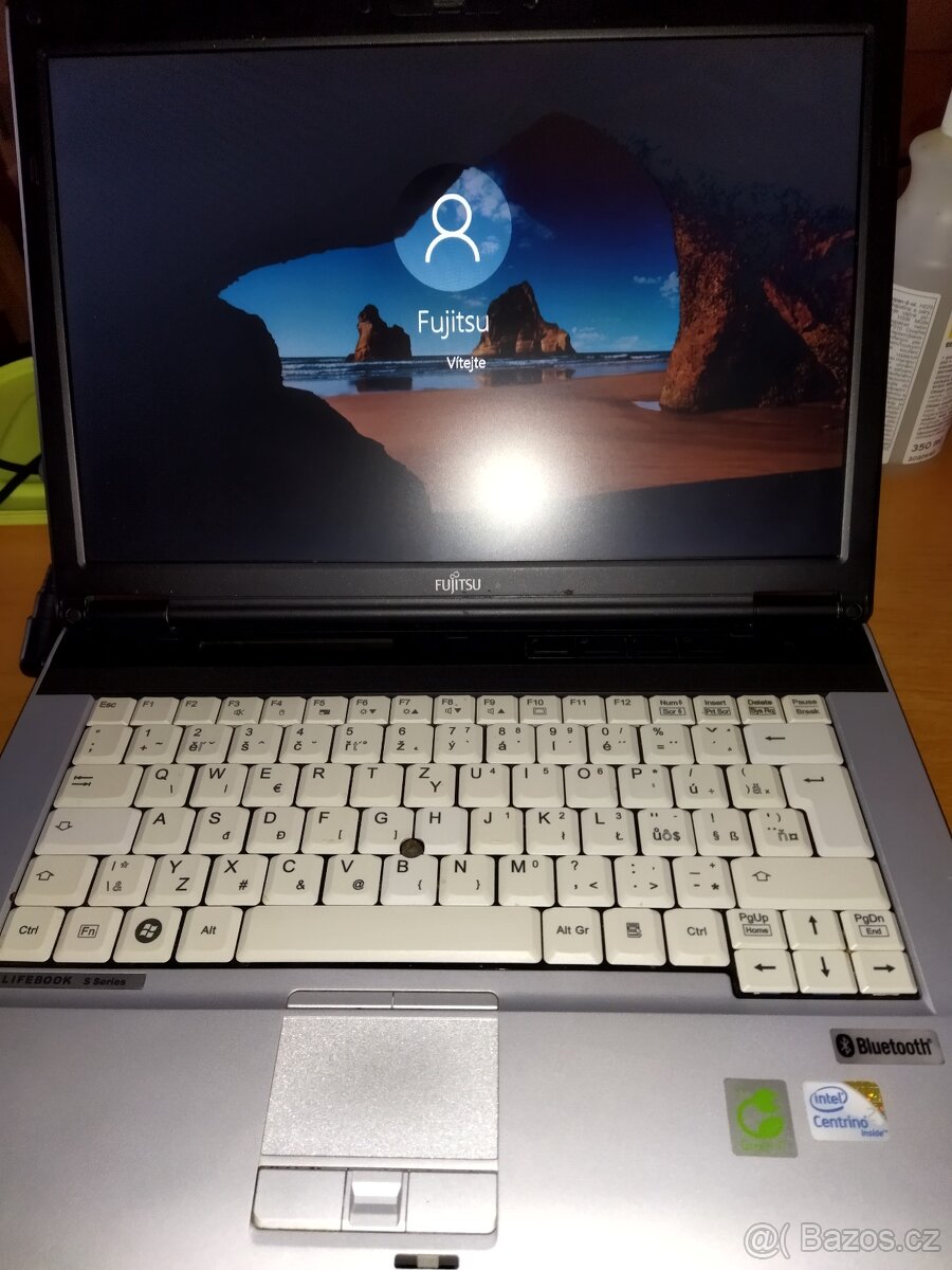 FUJITSU LIFEBOOK S7220 - 2