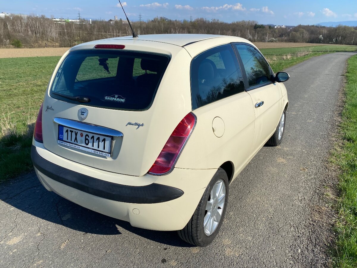 LANCIA Y 1.3 JTD 2004 51 KW 3DVEŘ - 2