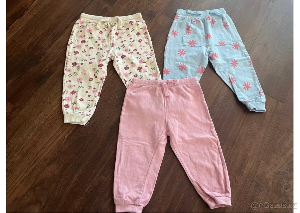 Oblečení pro holčičky 18-24 měsíců - 2