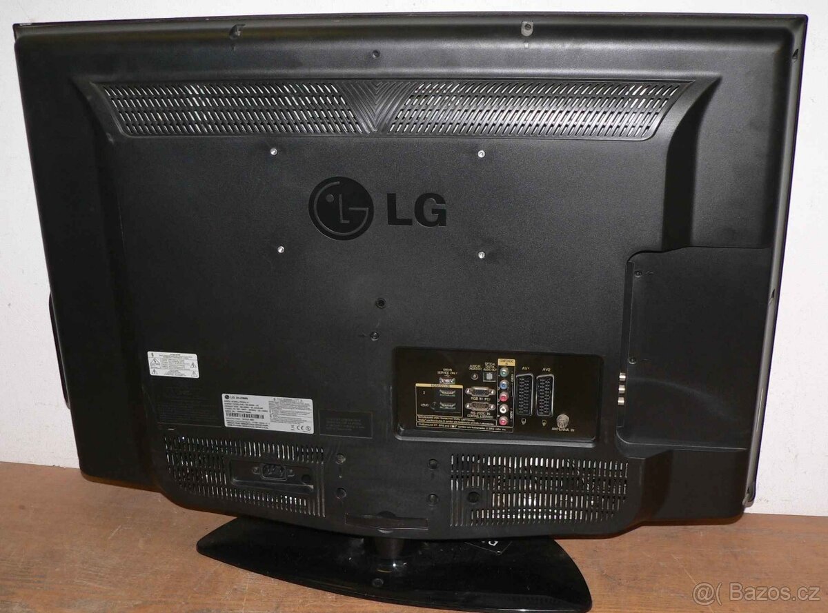 LCD televize 80cm LG, 32 palců, nemá DVBT2 - 2