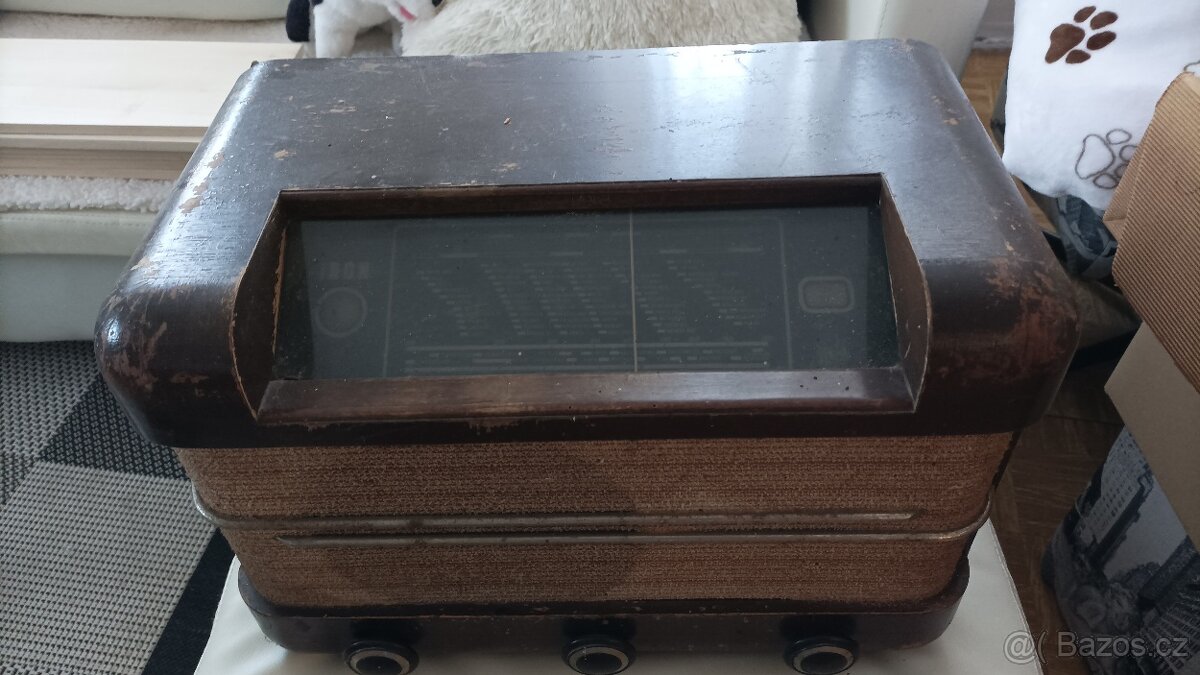 Rádio Retro starožitné - 2