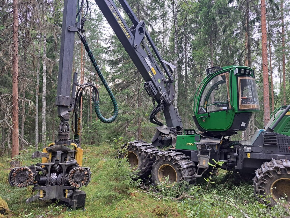 Harvestor JOHN DEERE 1170G - 2