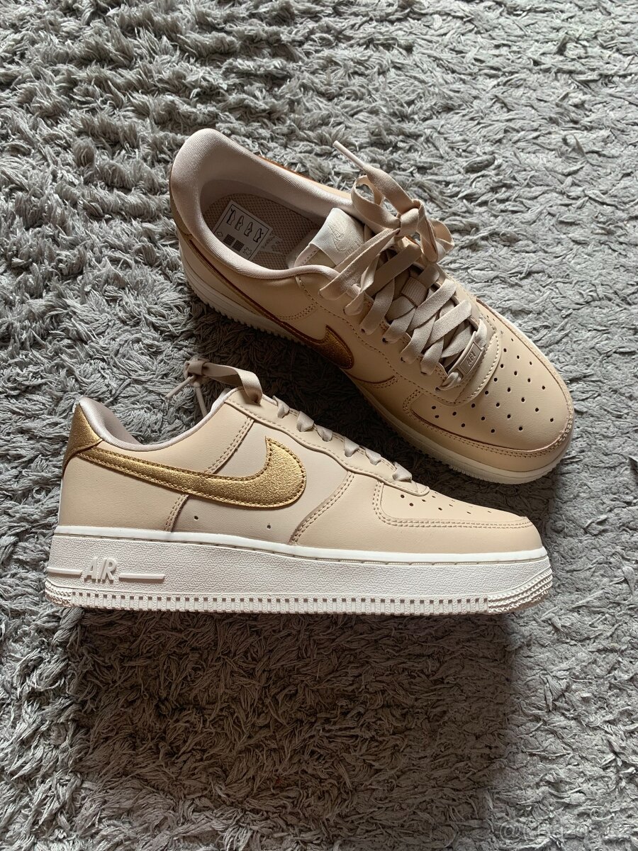 Nike Air Force 1 Low '07 Sanddrift Metallic Gold - 2