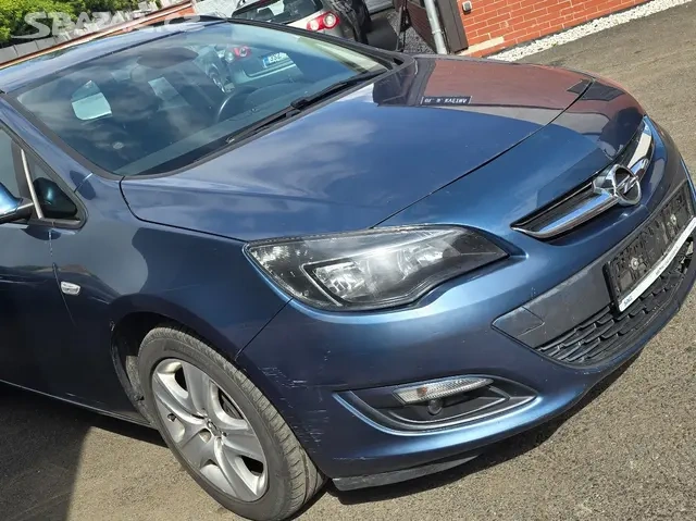 Opel Astra J CDTi - 2
