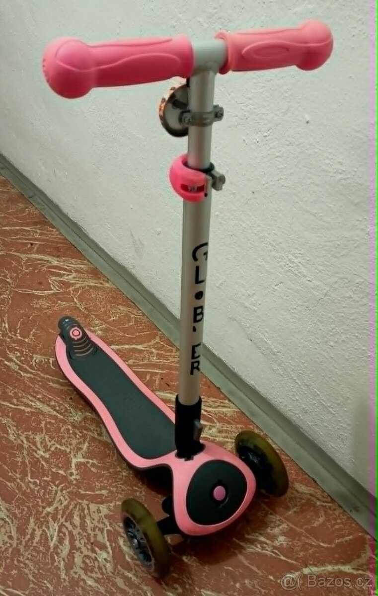Koloběžka Globber - 2